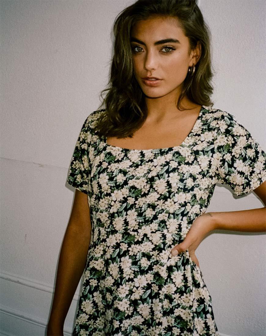Imagen de Peky Skater Dress en Aster Negro