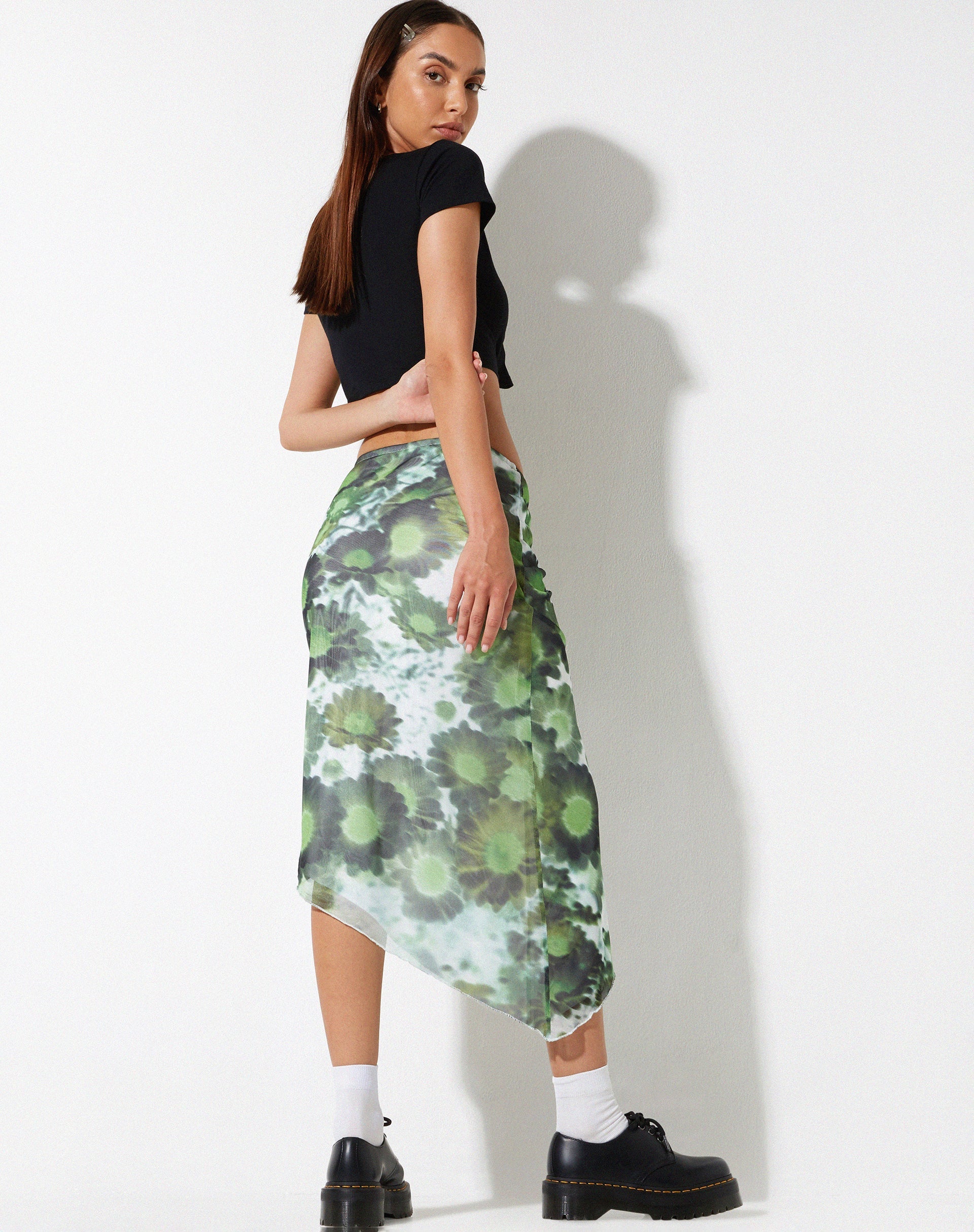 imagen de Tansu Midi Skirt en Xray Blurred Daisy Green