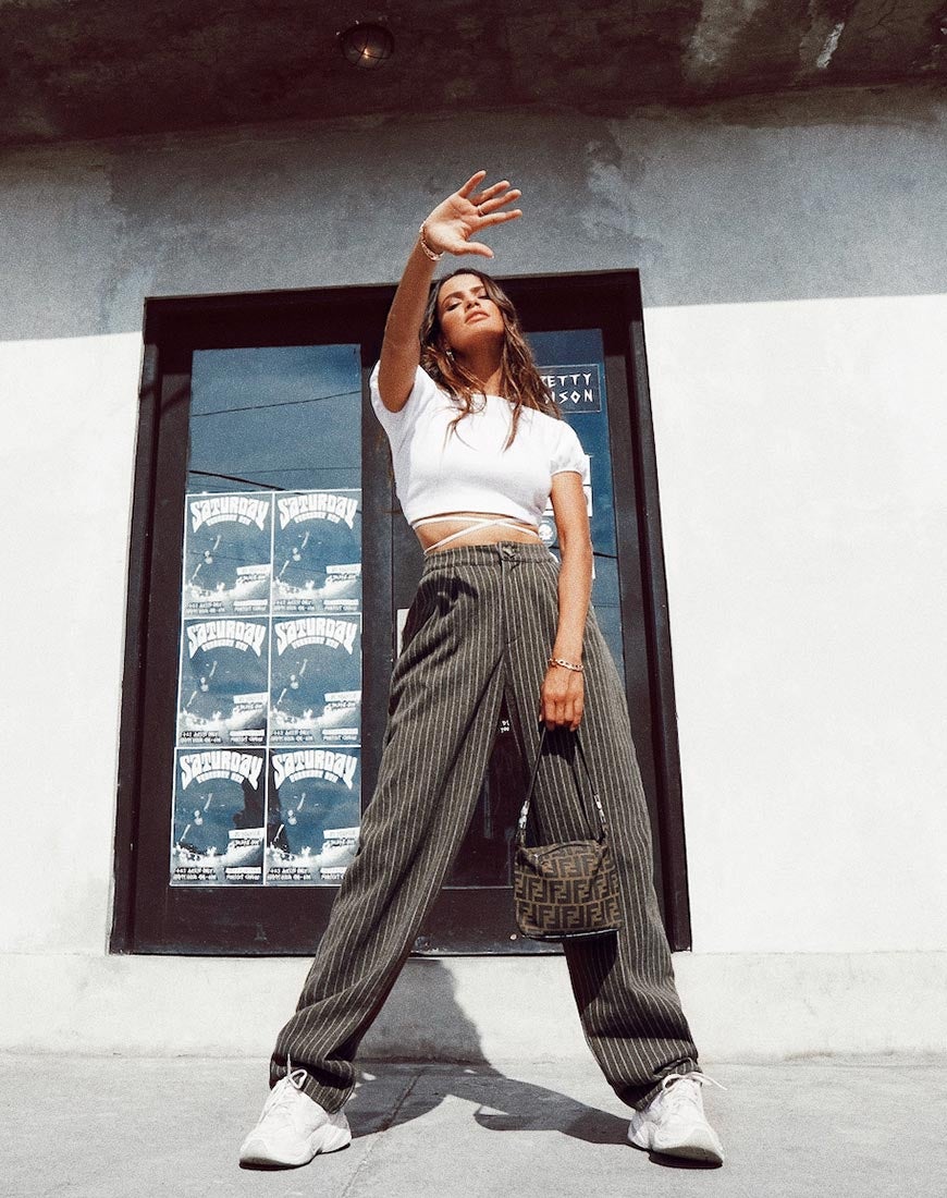 Pantalón Misha de raya diplomática, gris oscuro