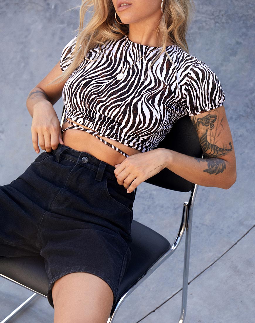 Imagen de Tasya Crop Top en Zebra Vertical