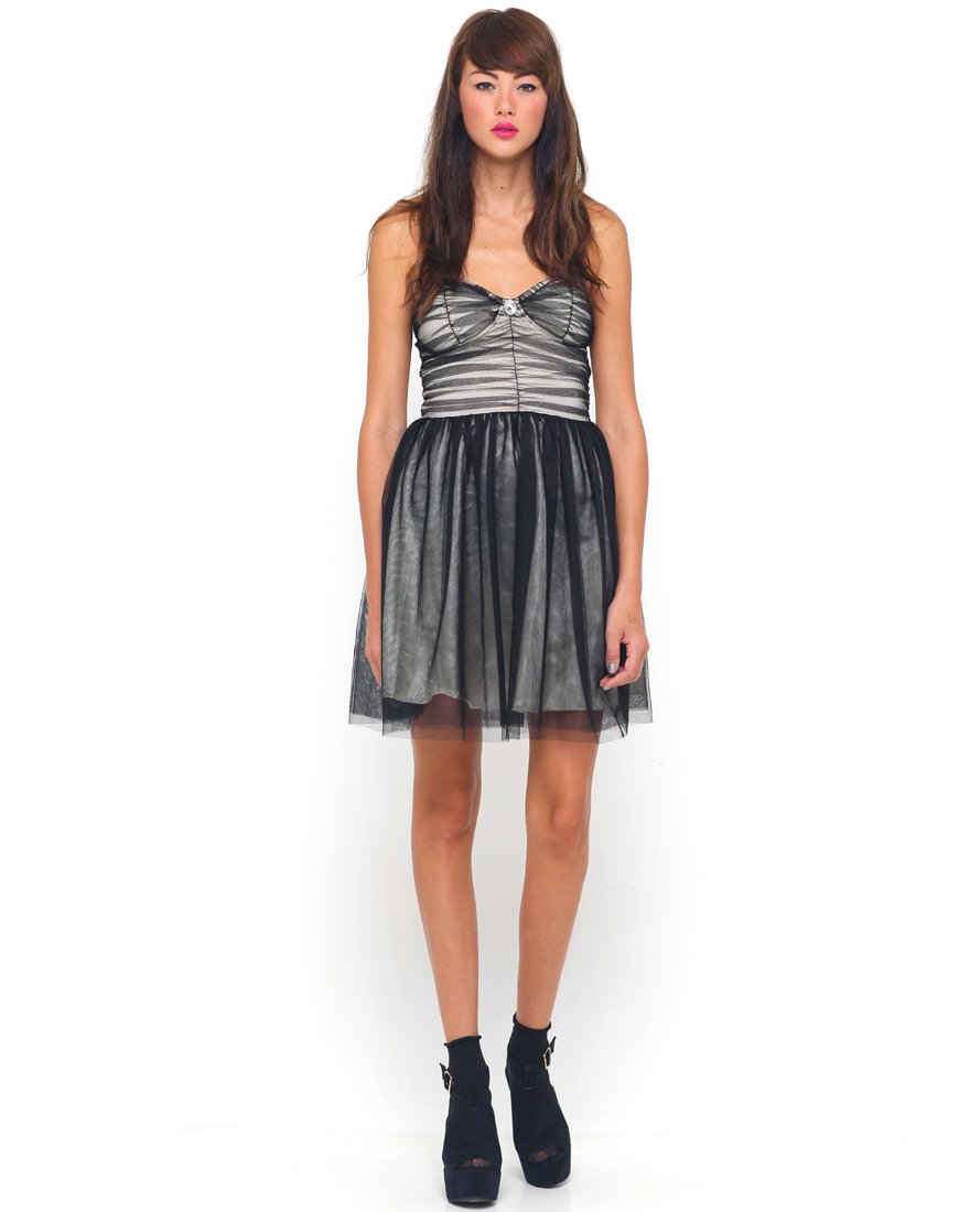 Imagen de Motel Teardrop Prom Dress in Black and Nude Mesh