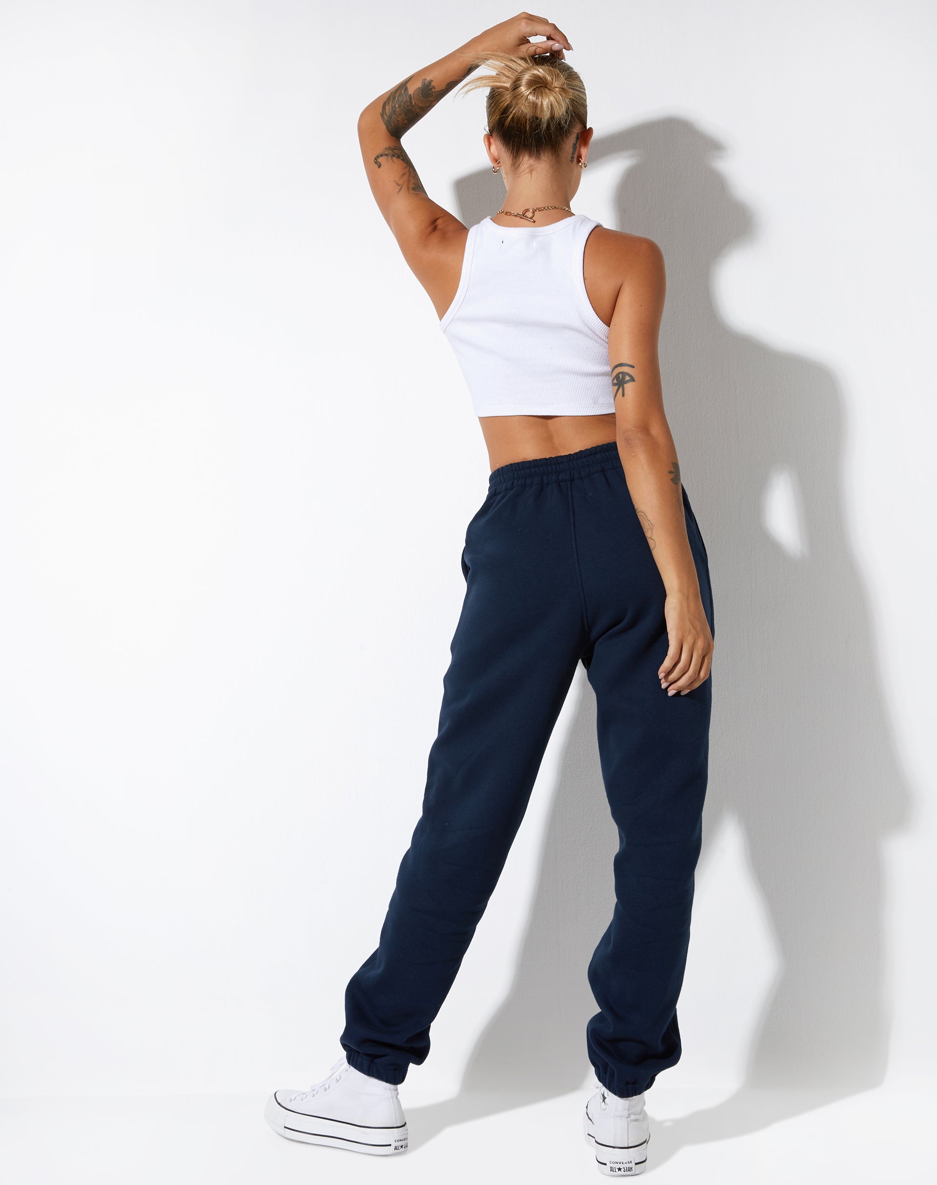 imagen de Basta Jogger en Navy Citrus Stripe Football 1999