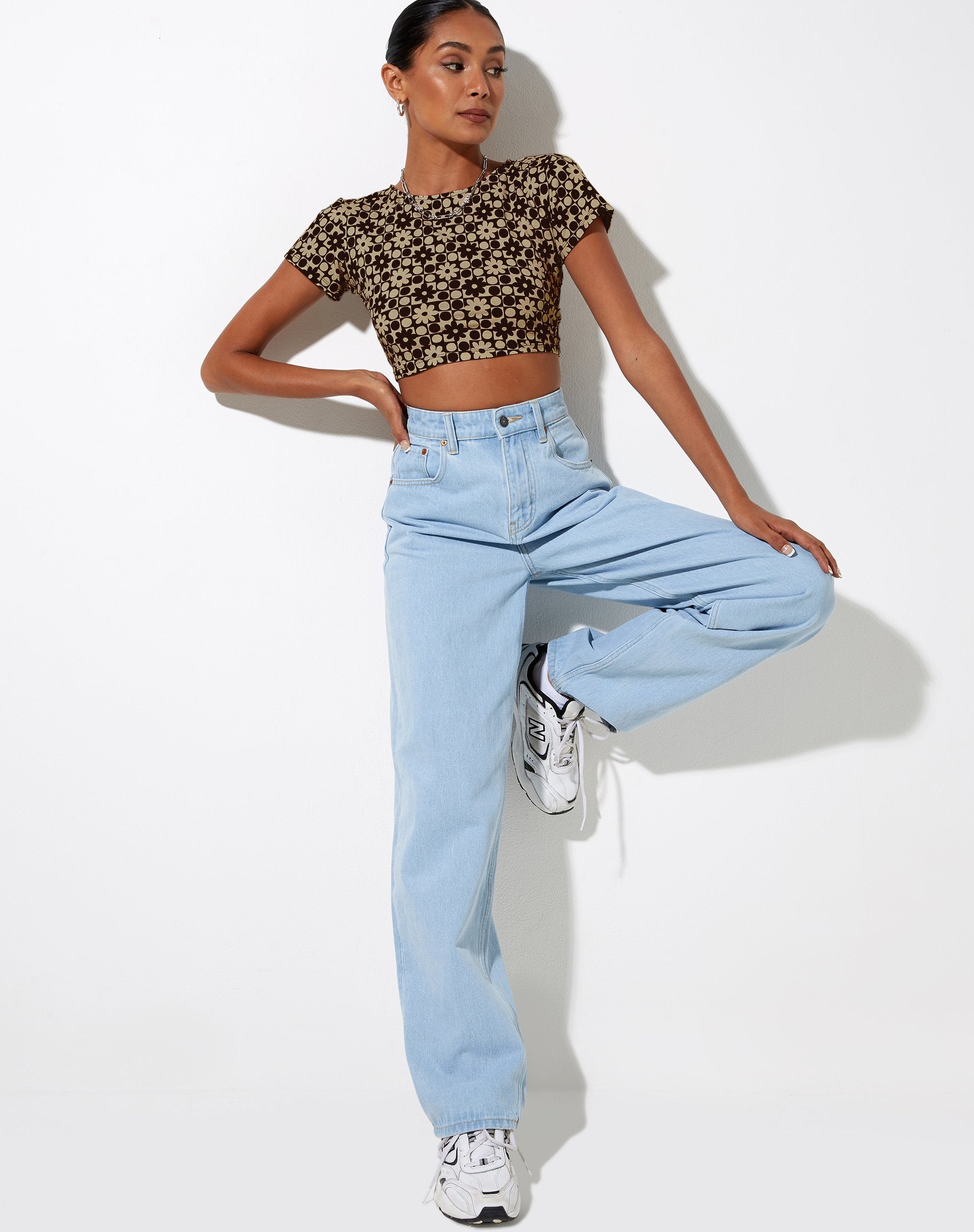 Imagen de Tindy Crop Top en Patchwork Daisy Marrón