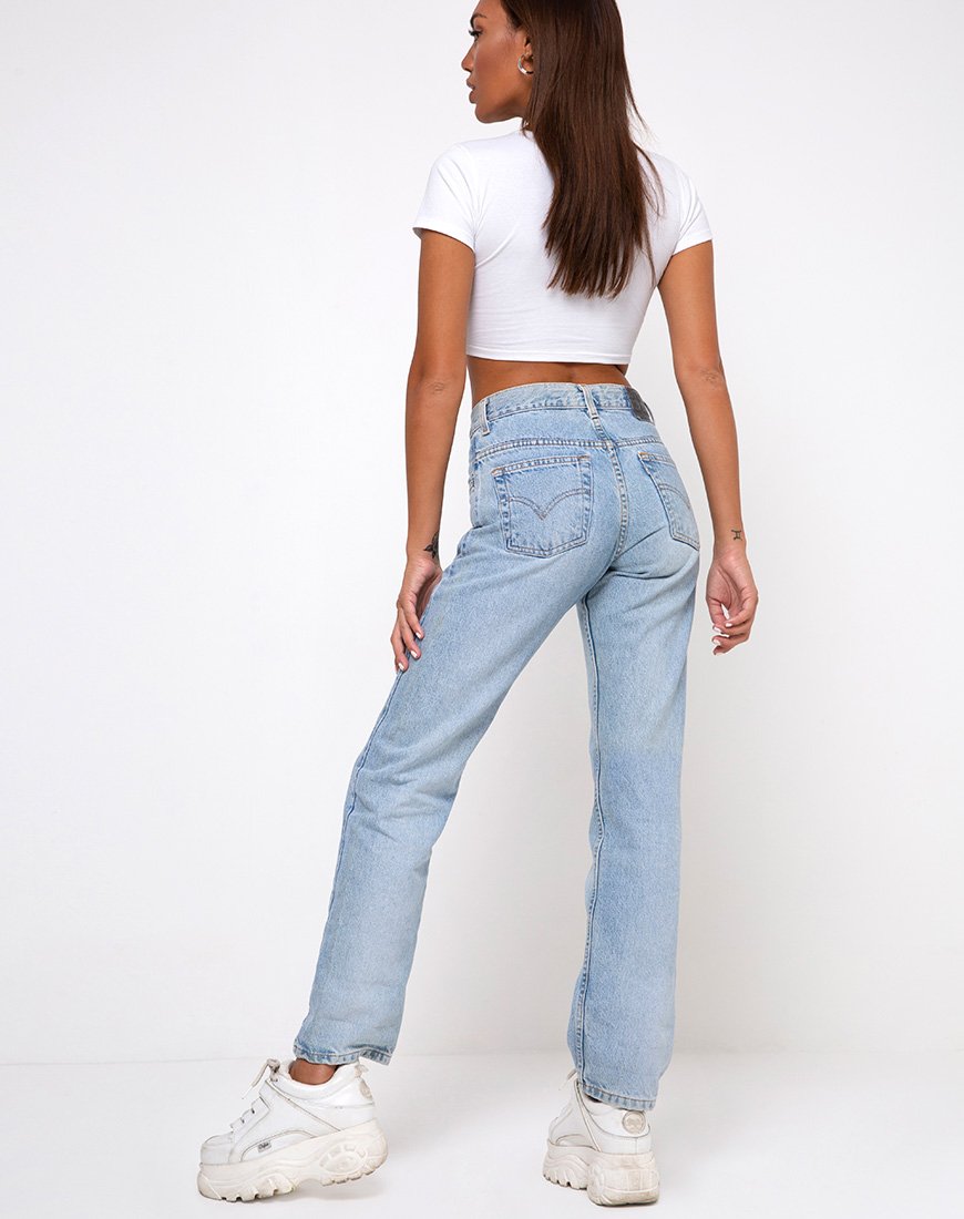 Imagen de Tindy Top en blanco con bordado de margaritas lilas
