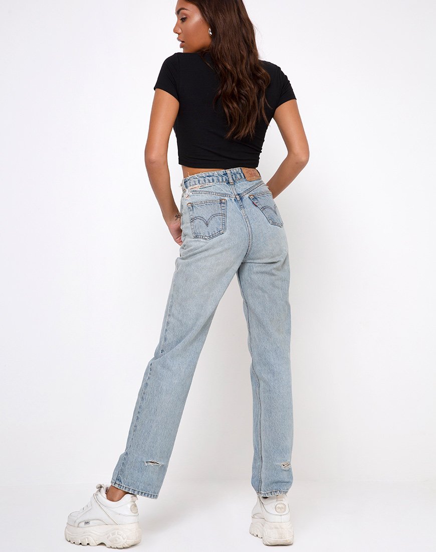 Imagen de Tiney Crop Tee en negro Acuario Diamante