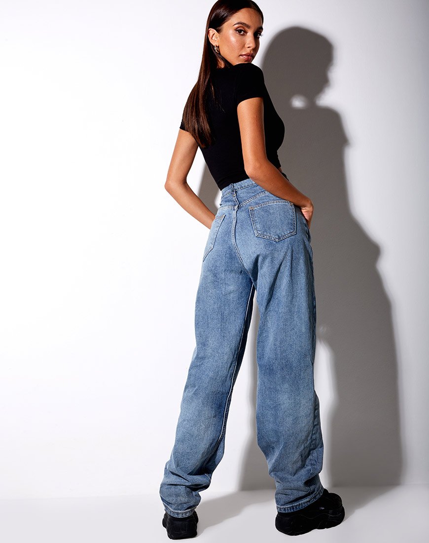Imagen de Tiney Crop Tee en negro Aries Diamante