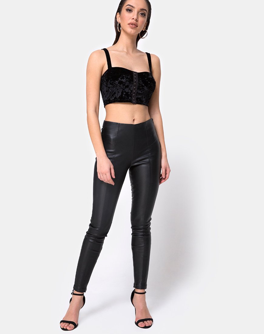 Imagen de Trata Crop Top en terciopelo negro