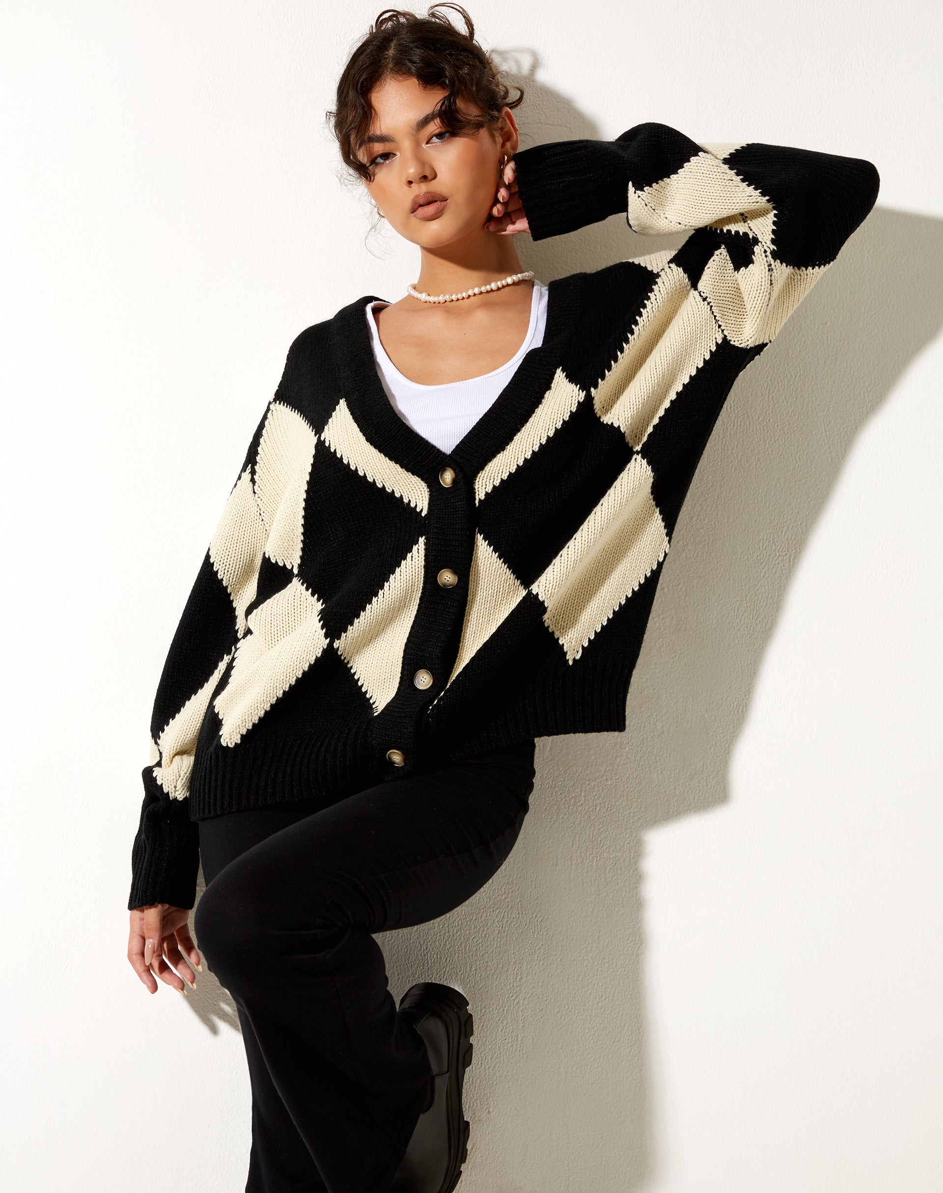 Imagen de Uriela Cardi en Harlequin Negro y Blanco roto