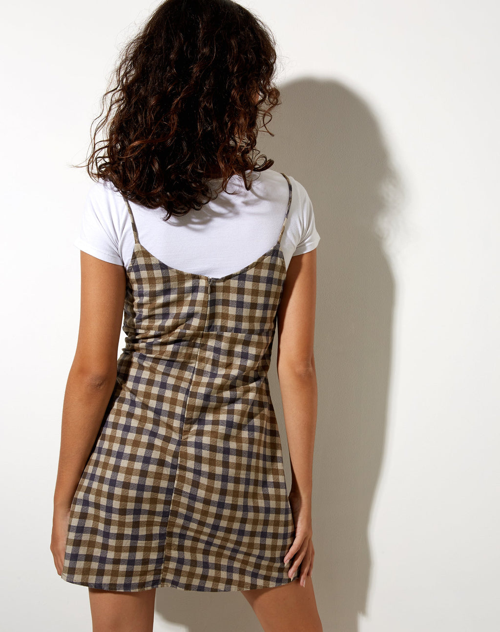Vestido Valy en cuadros de los años 40 color canela