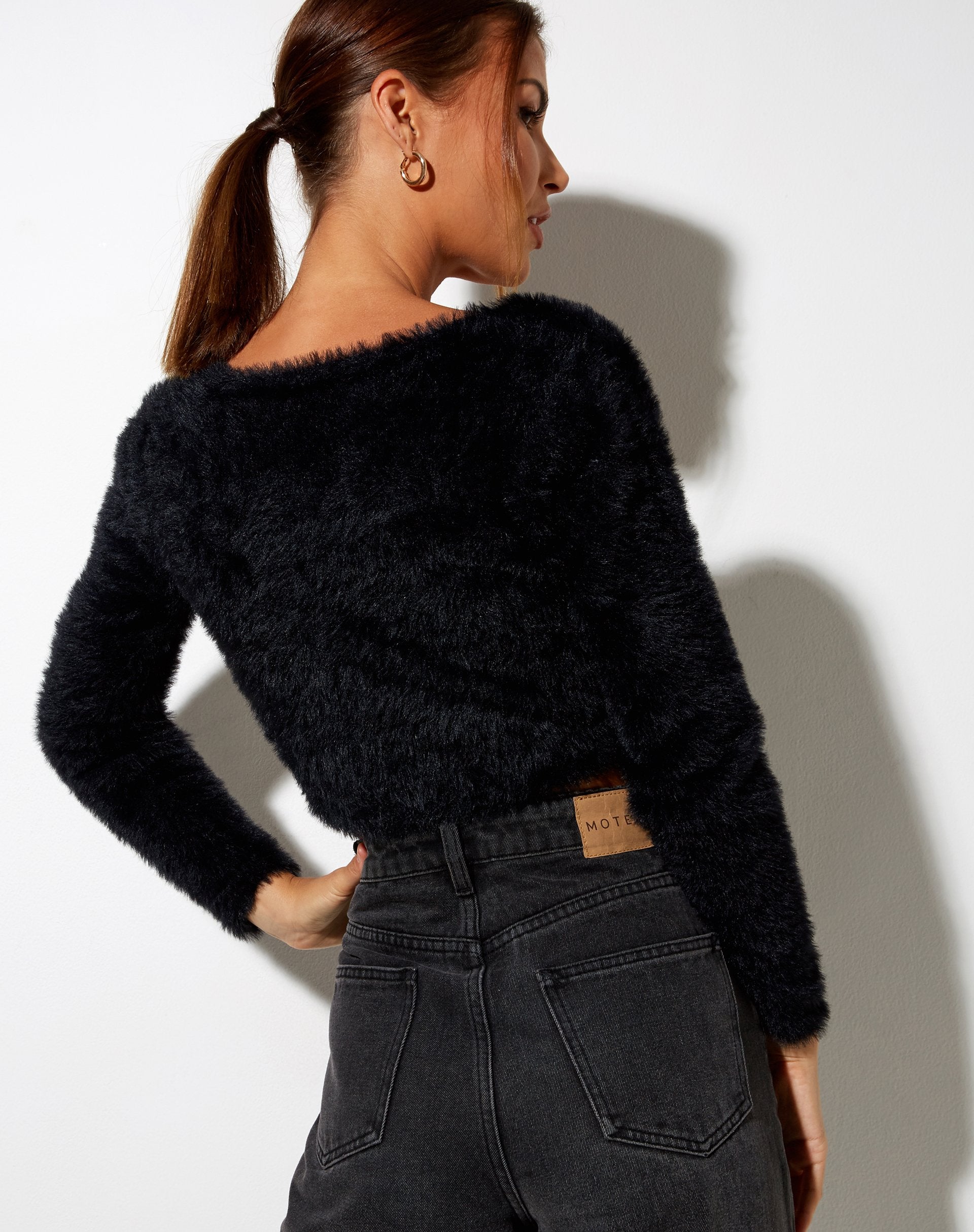 Imagen de Vima Cropped Cardigan de punto Negro