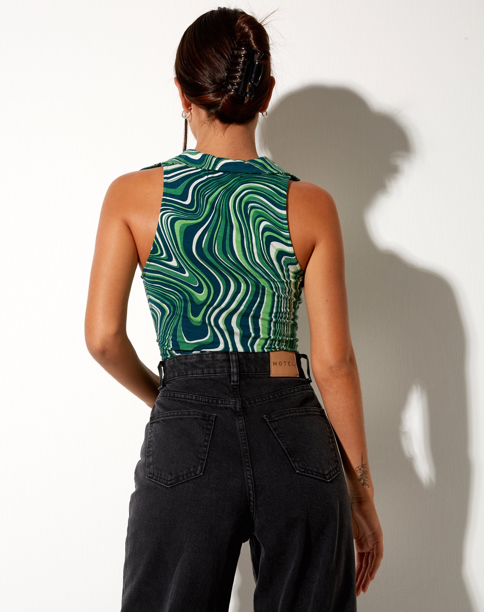 Imagen de Vende Vest Top in 70s Ripple Green