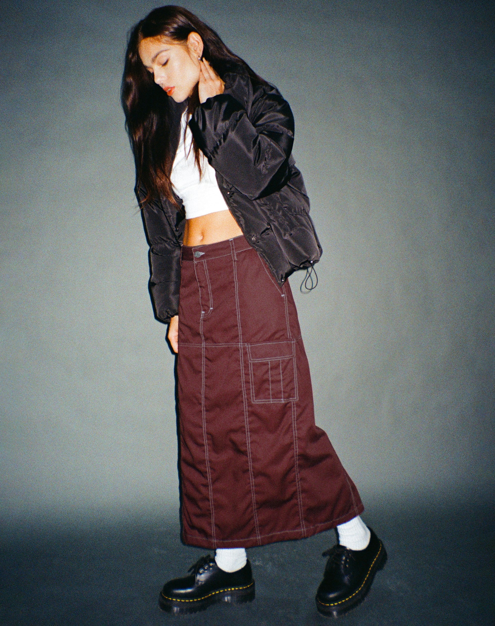 Imagen de Widya Falda Redwood White Top Stitch