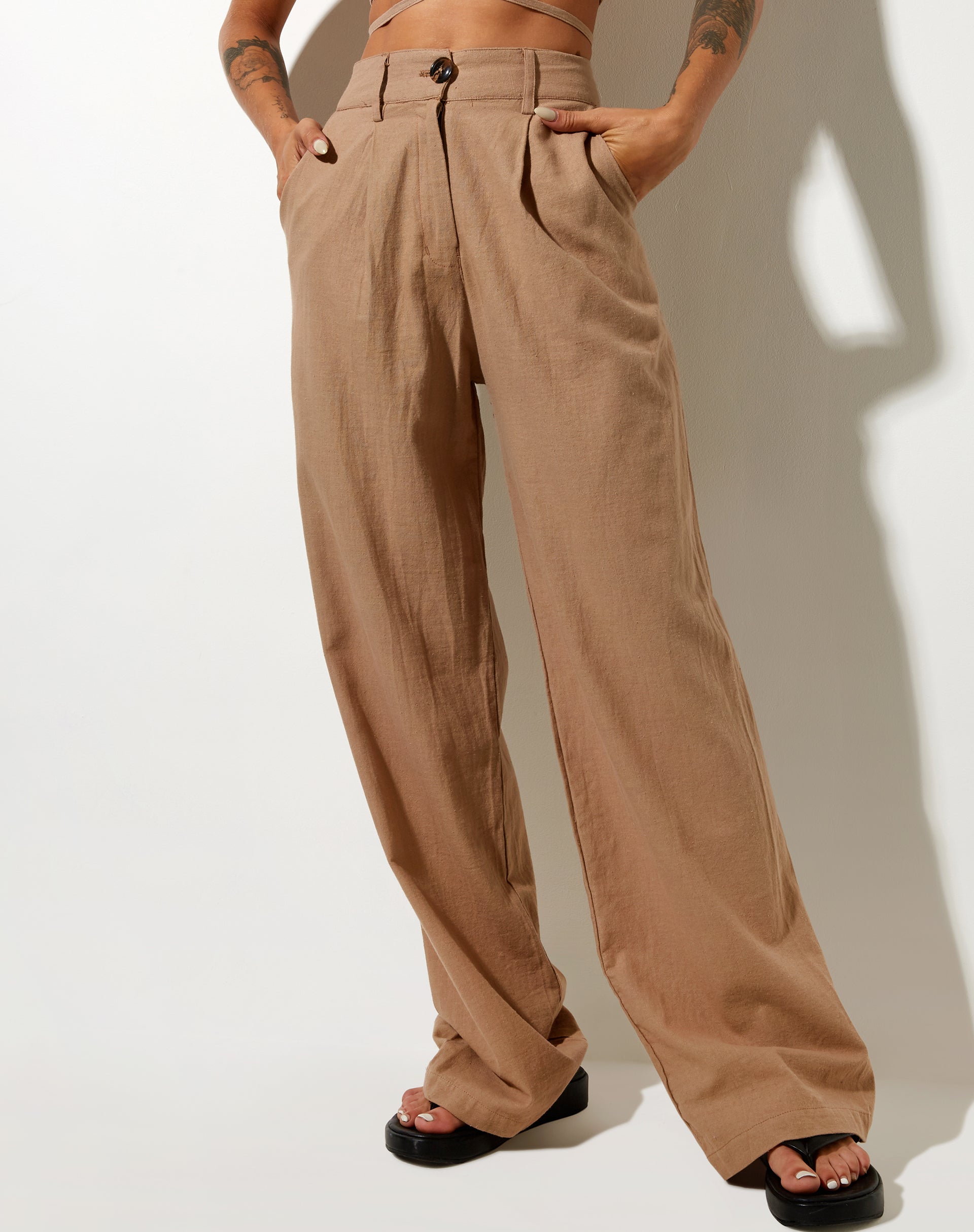 Imagen del pantalón Levo de Rami Biscuit
