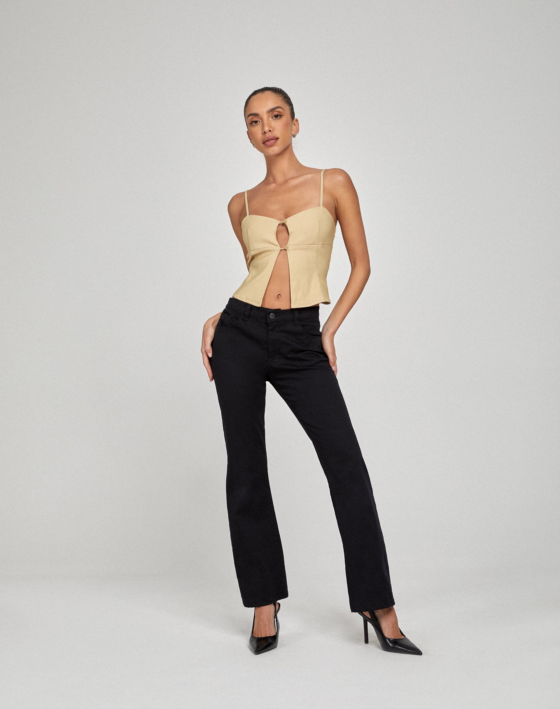 Yaka Cami Top en Tailoring Crudo