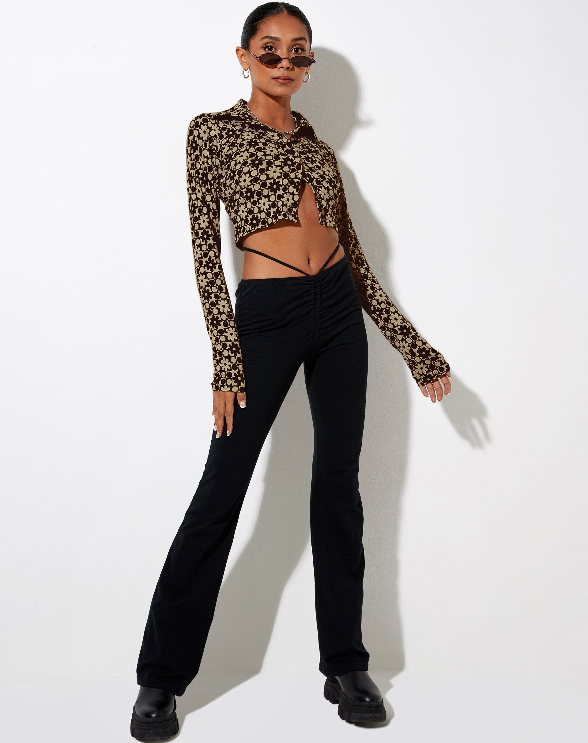 Imagen de Ryals Crop Top en Patchwork Daisy Marrón