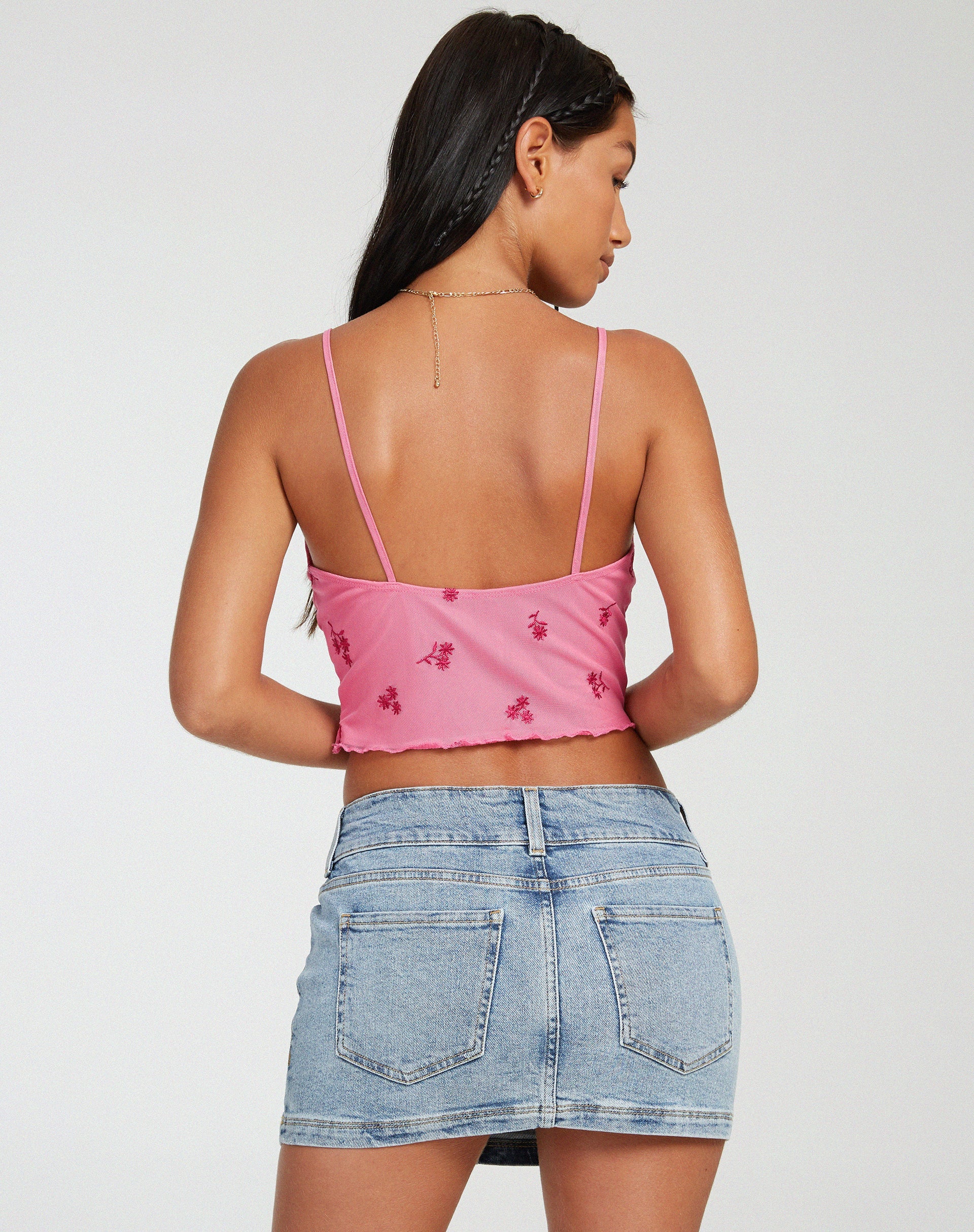 imagen de Yecaca Crop Top in Pink Ditsy Daisy Embro