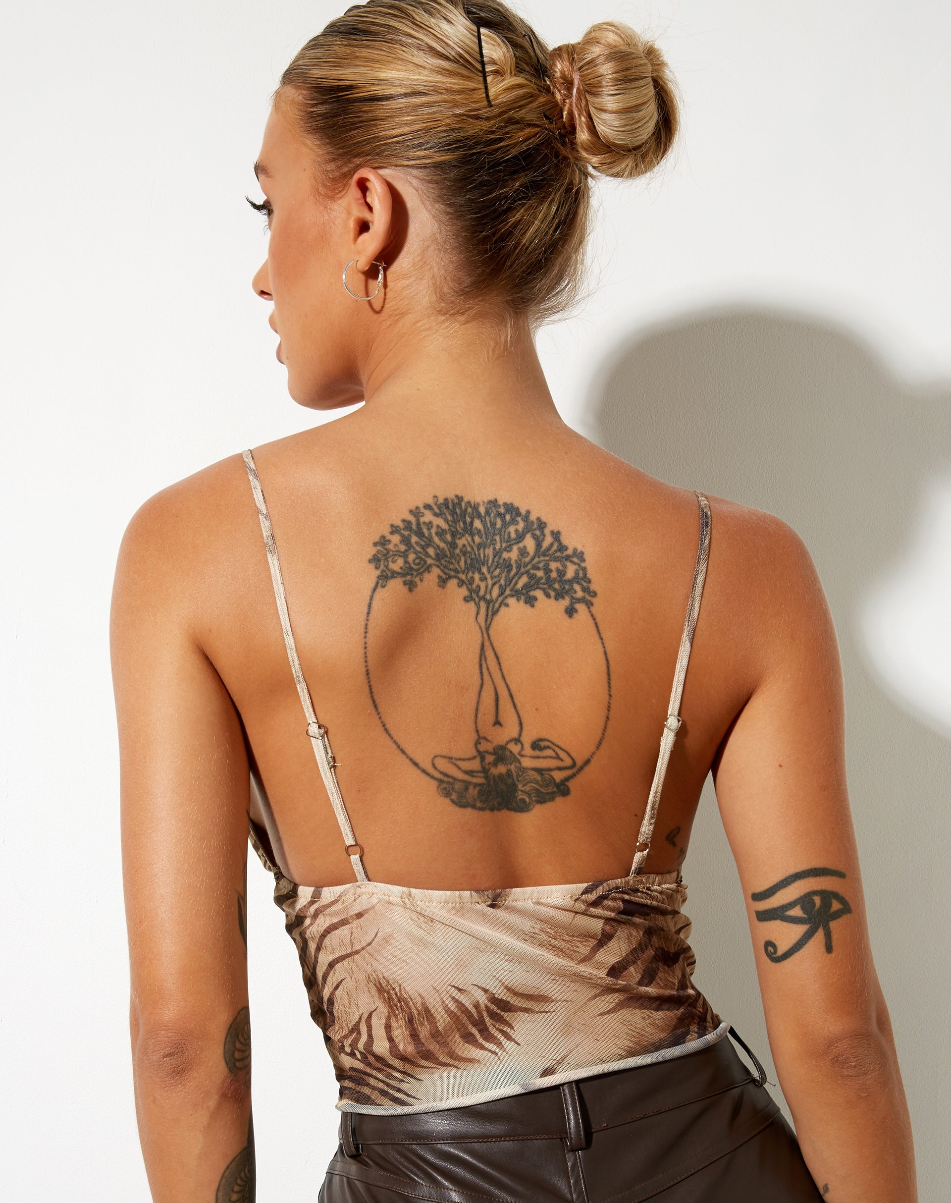 Imagen de Yena Crop Top en marrón tigre