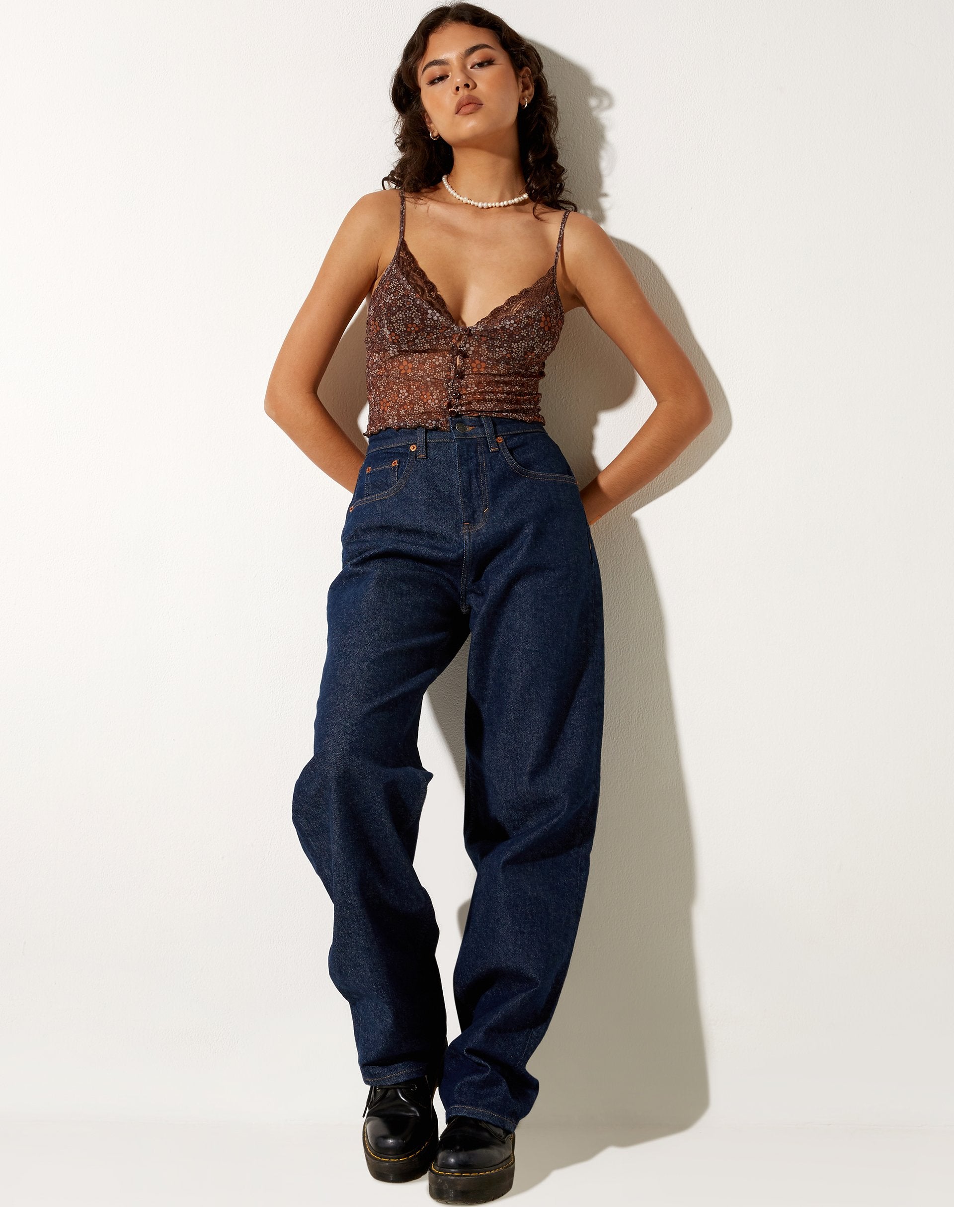Imagen de Yena Crop Top en Flower Garden Marrón