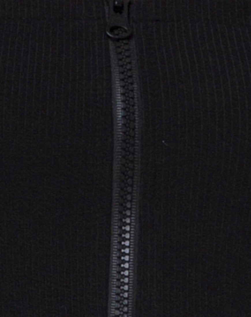 Imagen del vestido Yori en negro con clip Derlin