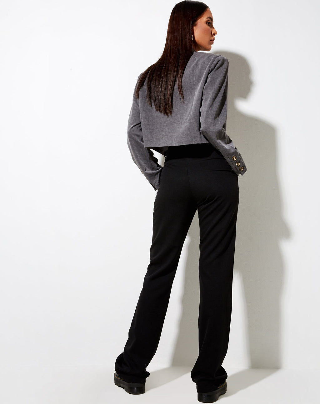 Pantalón Zoven Flare en Tailoring Negro