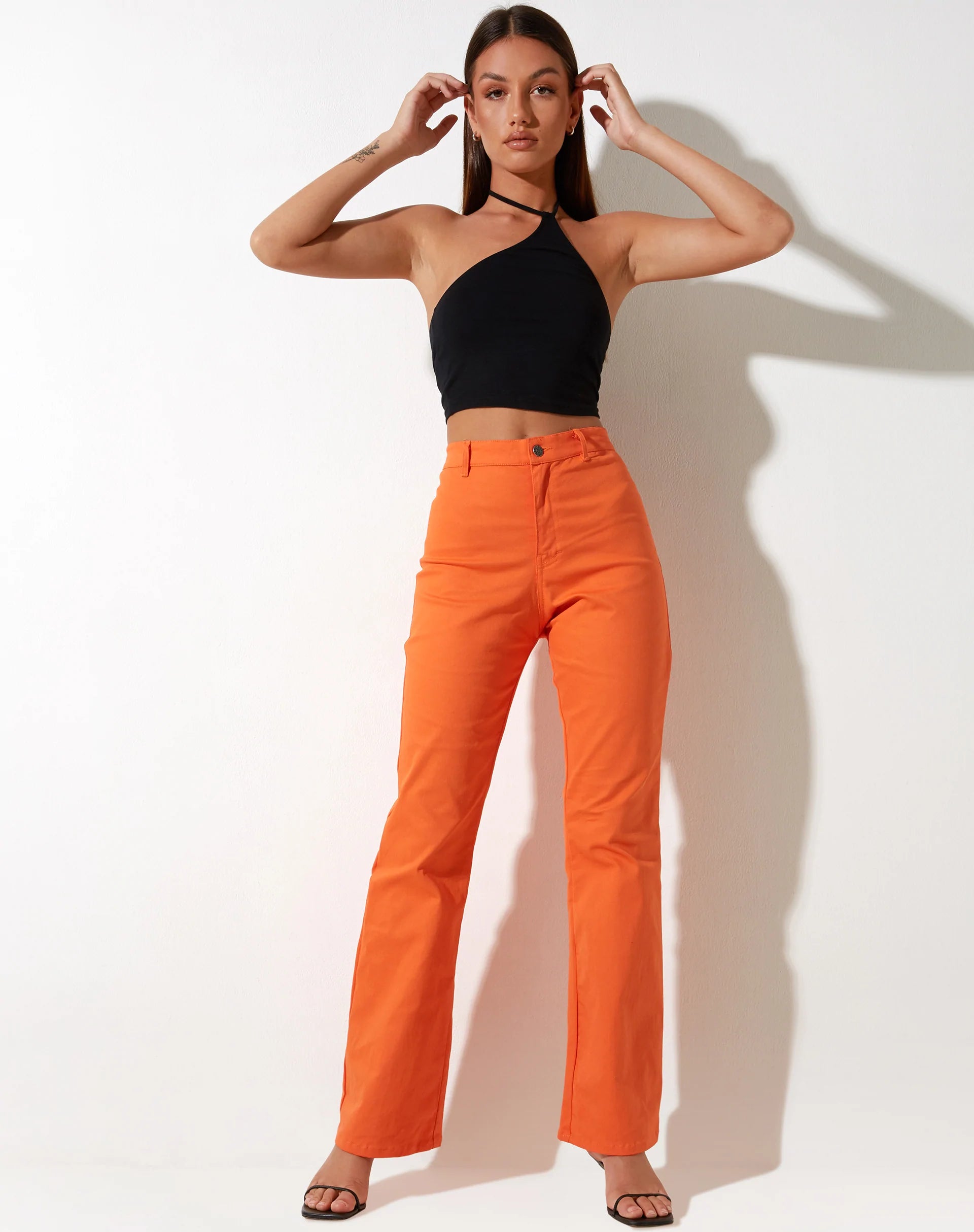 Imagen de Zoven Flare Trouser in Twill Coral Rose