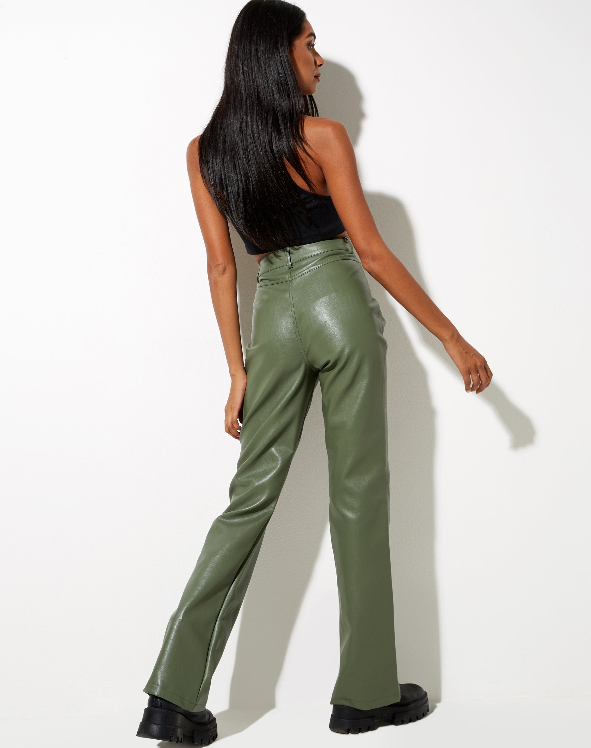 Imagen de Zoven Flare Trouser en Pu Verde