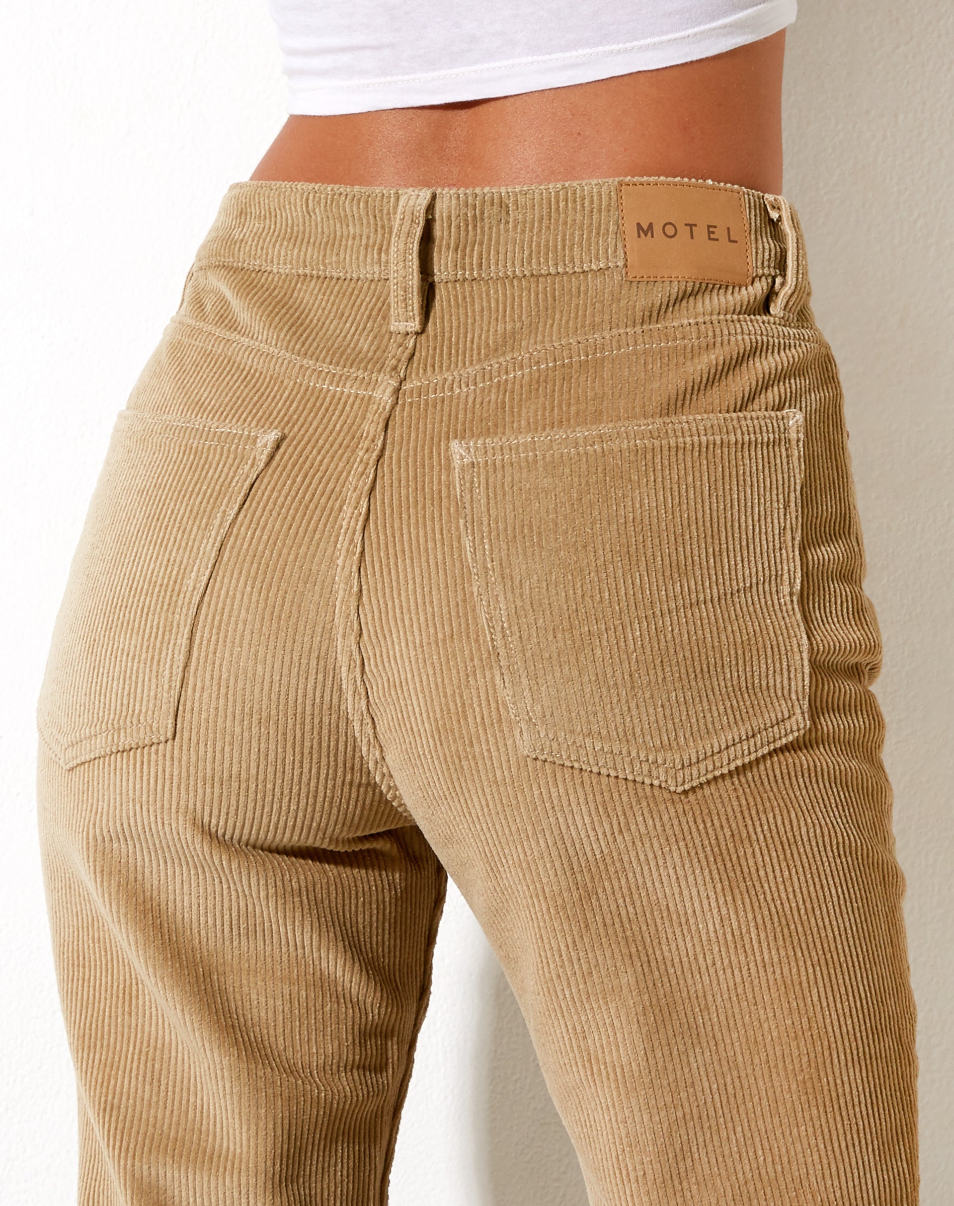 Imagen de Bootleg Jeans en Cord Sand