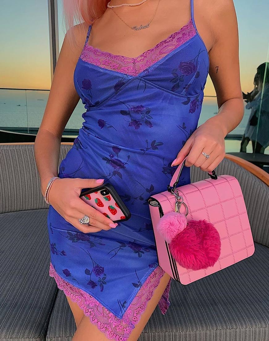 Imagen del vestido Coti en rosa lila con encaje lila