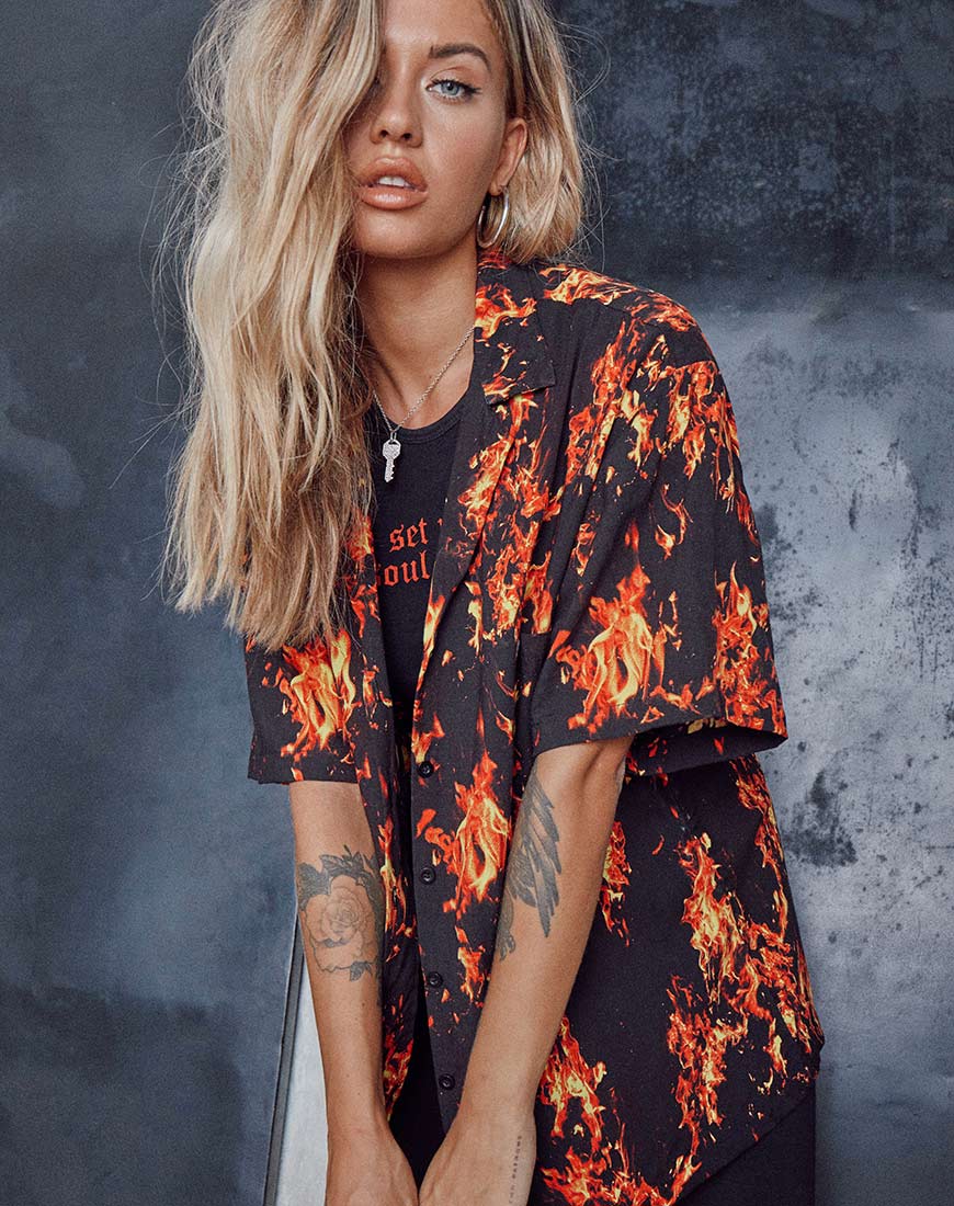 Imagen de Taelsa Camisa de fuego
